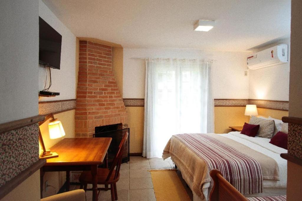 Hotel Pequena Suécia à Penedo  Chambre photo