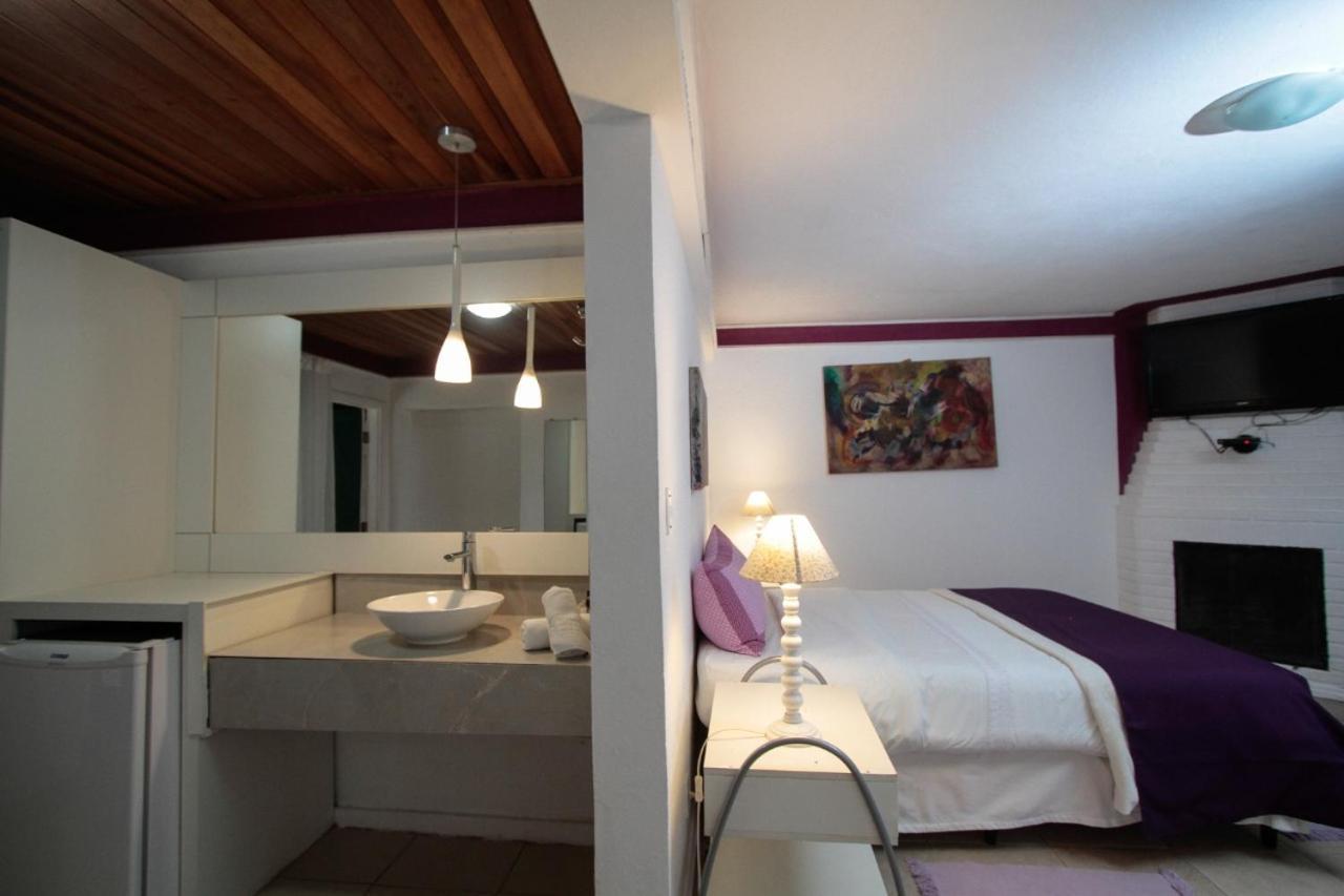 Hotel Pequena Suécia à Penedo  Chambre photo